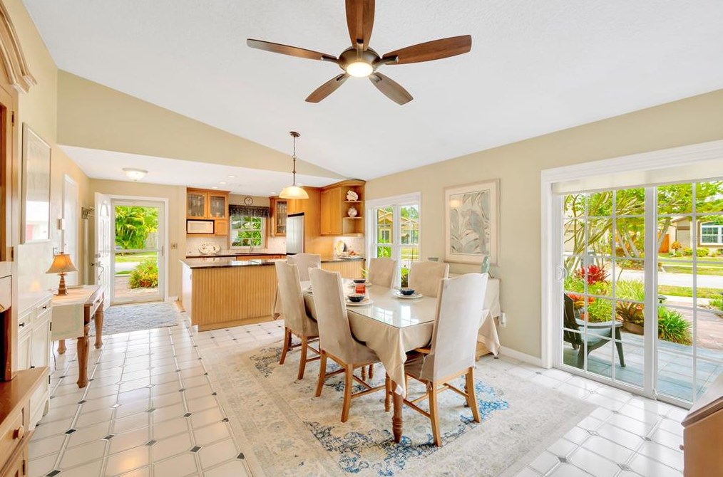 1514 Woonsocket Ln, Brandon FL  33511-1823 exterior