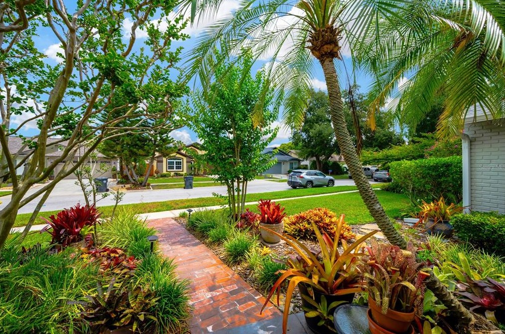 1514 Woonsocket Ln, Brandon FL  33511-1823 exterior