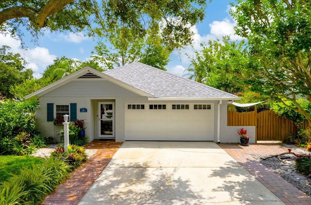 1514 Woonsocket Ln, Brandon FL  33511-1823 exterior