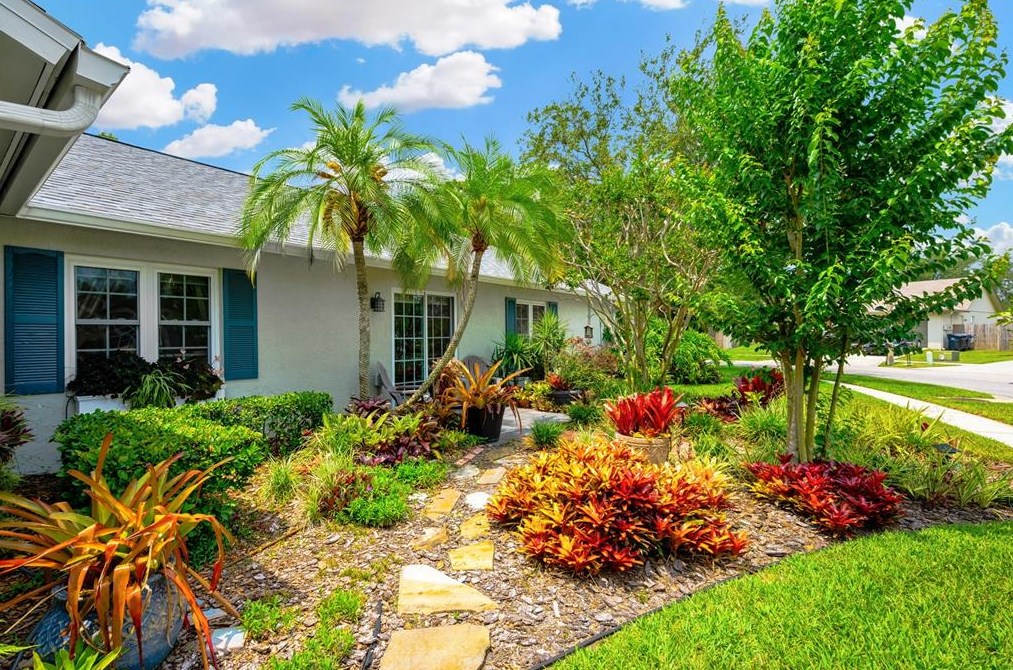 1514 Woonsocket Ln, Brandon FL  33511-1823 exterior