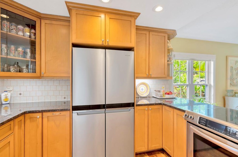 1514 Woonsocket Ln, Brandon FL  33511-1823 exterior