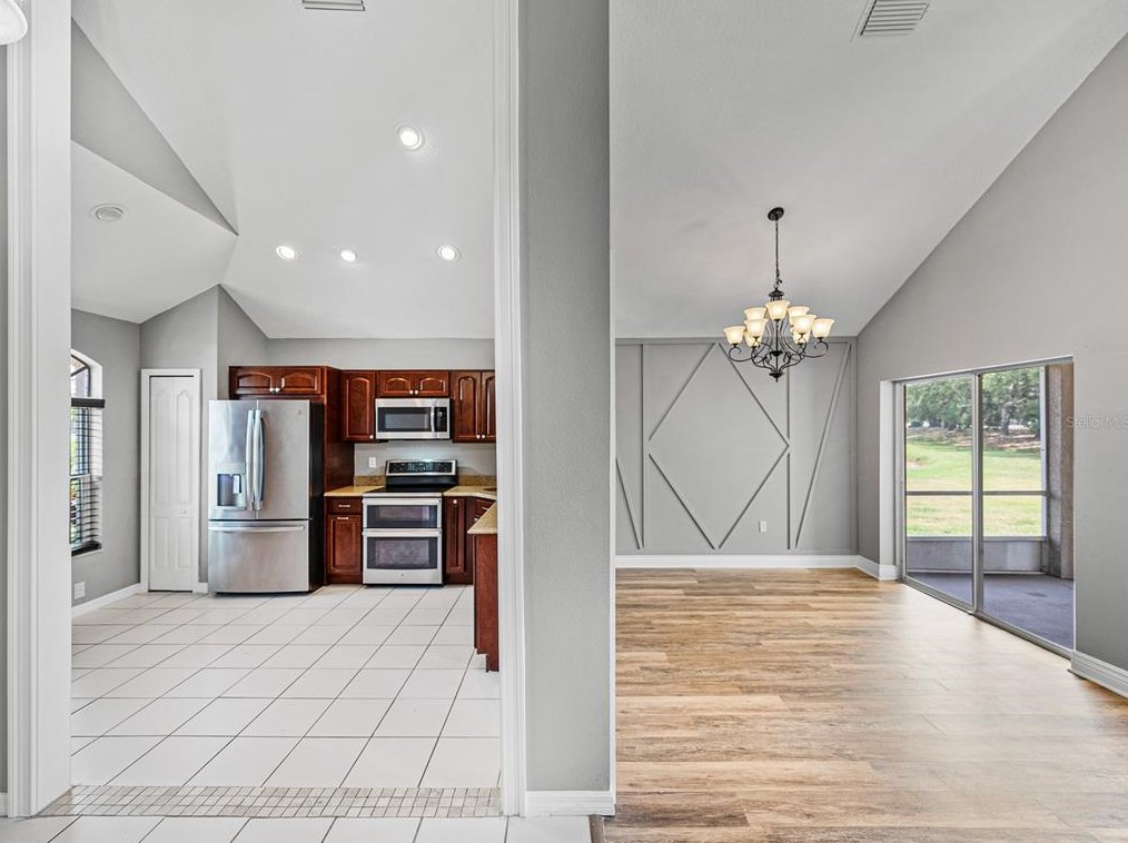 9127 Egret Cove Cir, Riverview FL  33578-3114 exterior