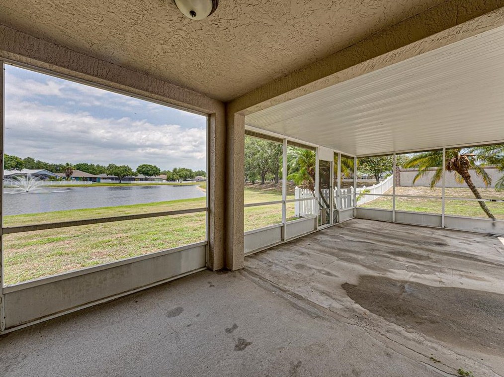 9127 Egret Cove Cir, Riverview FL  33578-3114 exterior