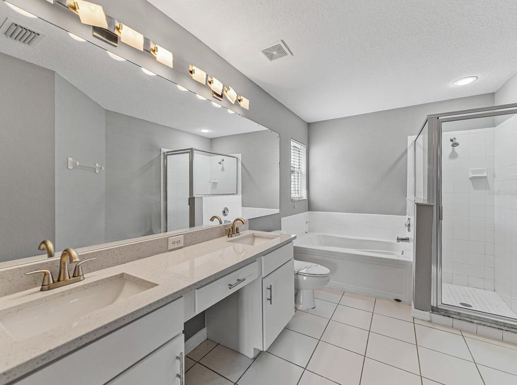 9127 Egret Cove Cir, Riverview FL  33578-3114 exterior