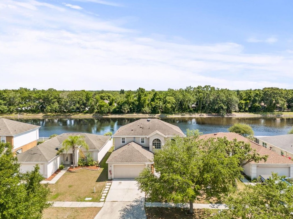 6322 Gondola Dr, Riverview FL  33578-1306 exterior