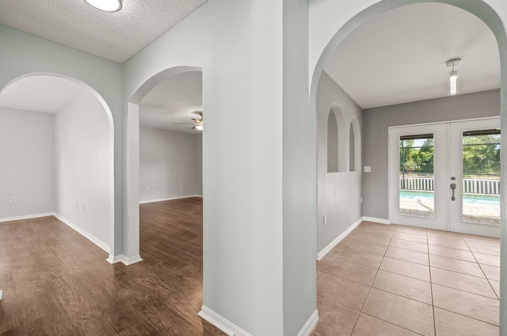 6322 Gondola Dr, Riverview FL  33578-1306 exterior
