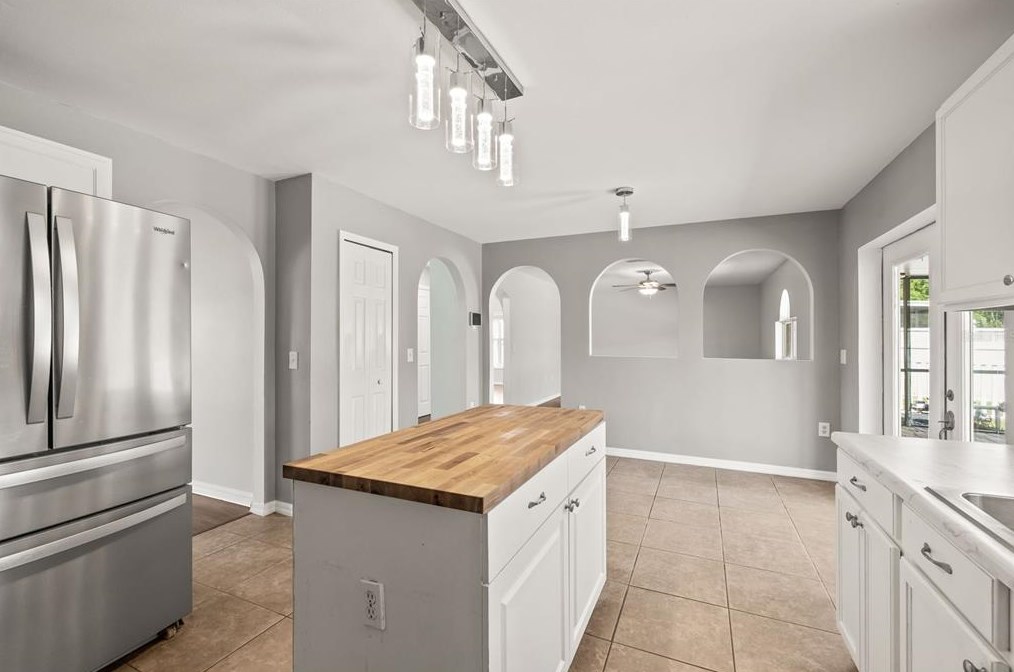 6322 Gondola Dr, Riverview FL  33578-1306 exterior