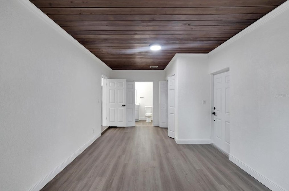 8719 Larkhall Pl, Tampa FL 33604-2310 exterior