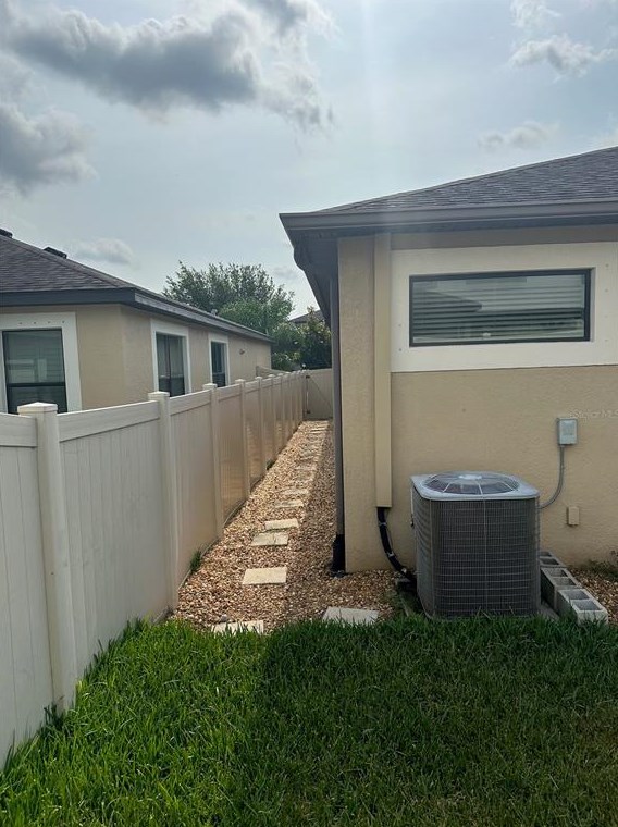 11410 Blue Crane St, Riverview FL  33569-2742 exterior