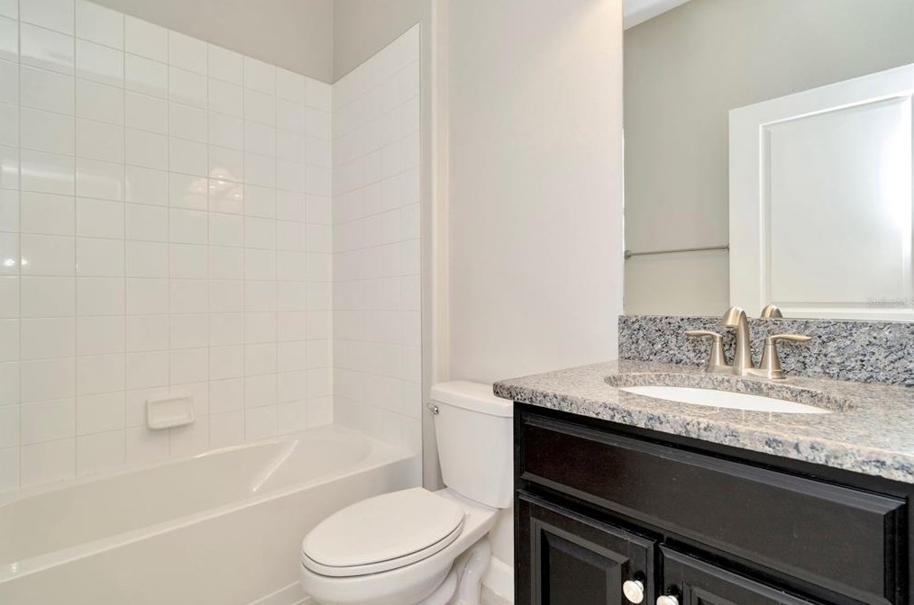 9910 Smarty Jones Dr, Ruskin FL  33573-6718 exterior