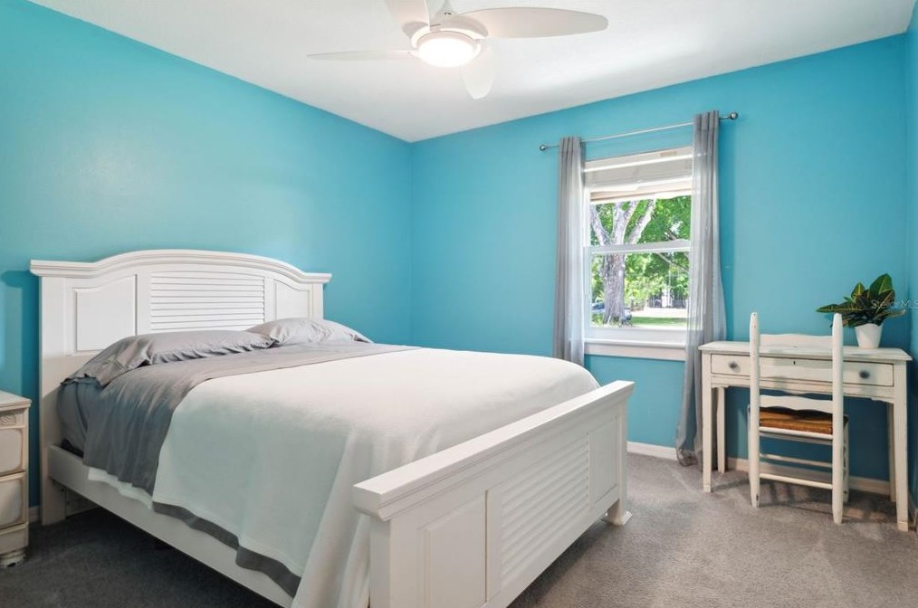 1950 Clement Rd, Lutz FL  33549-5557 exterior