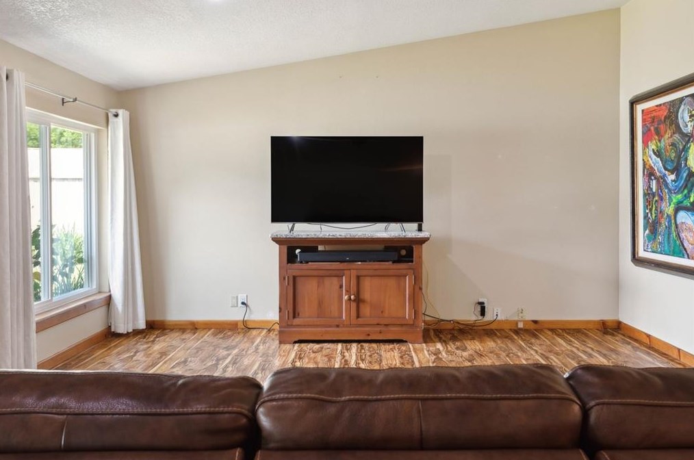 1950 Clement Rd, Lutz FL  33549-5557 exterior