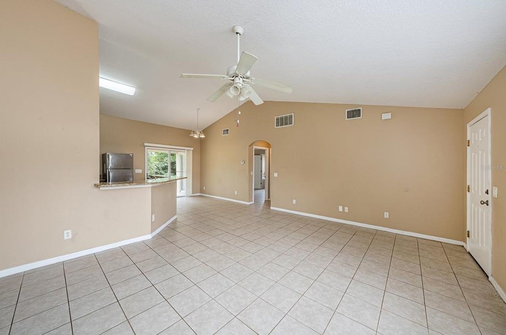 5044 Deltona Blvd, Brooksville FL  34606-1503 exterior