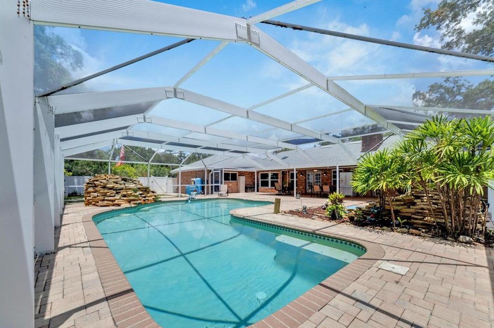 11301 Donneymoor Dr, Riverview FL  33569-9118 exterior