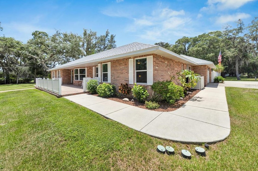 11301 Donneymoor Dr, Riverview FL  33569-9118 exterior