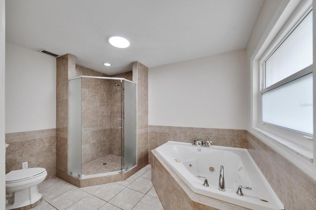 11301 Donneymoor Dr, Riverview FL  33569-9118 exterior