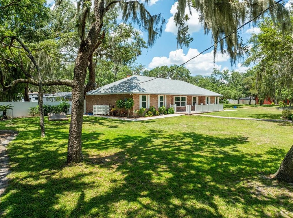 11301 Donneymoor Dr, Riverview FL  33569-9118 exterior