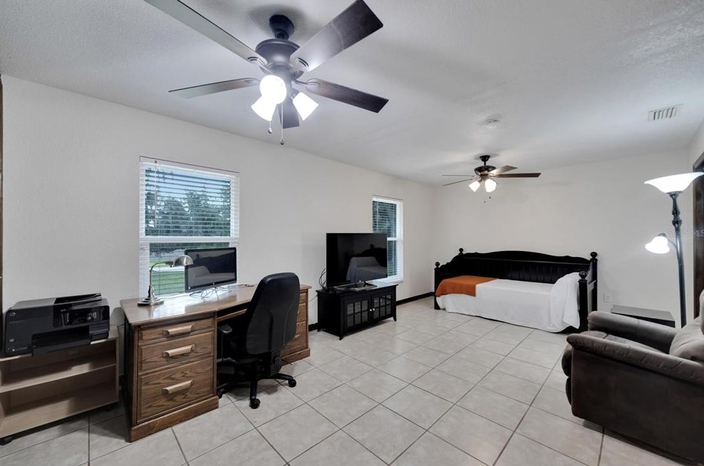 11301 Donneymoor Dr, Riverview FL  33569-9118 exterior