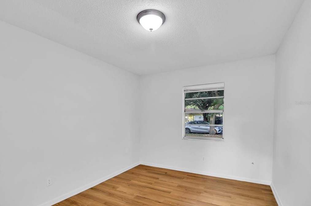 3215 Deerfield Dr, Tampa FL 33619-6526 exterior