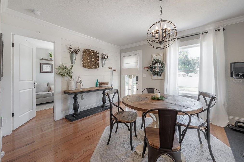 304 Minnehaha St, Tampa FL 33604-5737 exterior