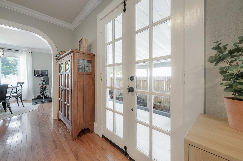 304 Minnehaha St, Tampa FL 33604-5737 exterior