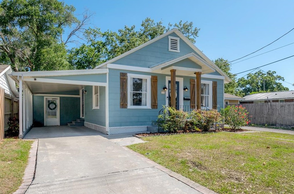 304 Minnehaha St, Tampa FL  33604-5529 exterior