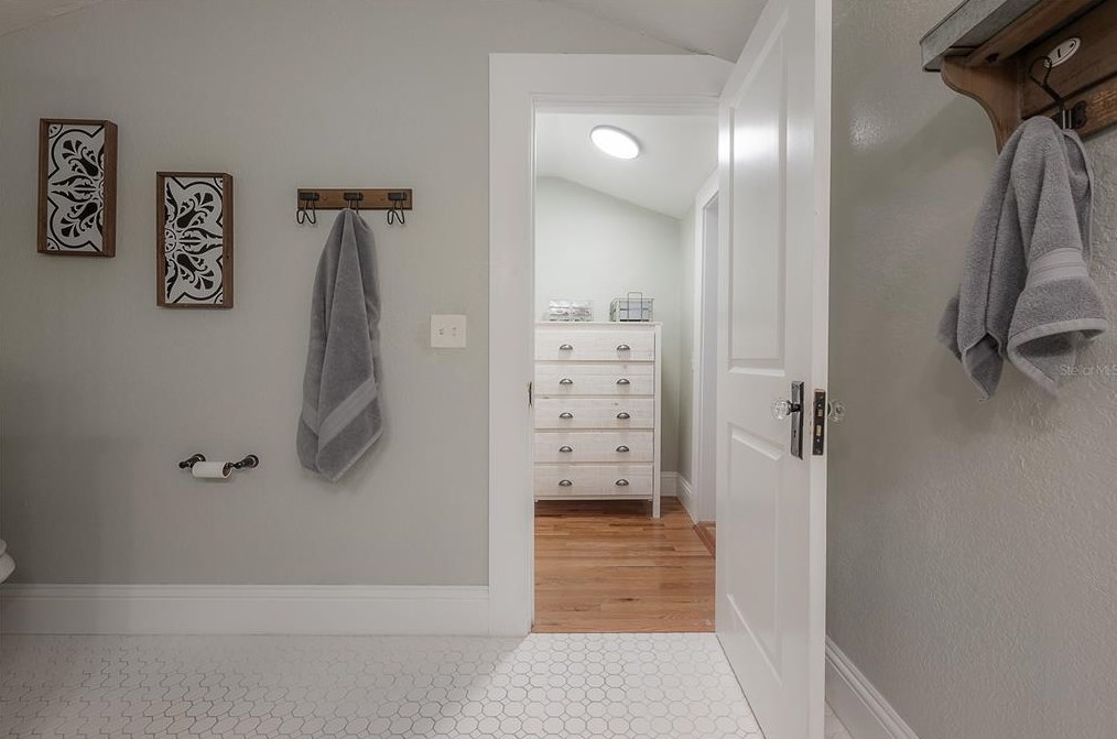 304 Minnehaha St, Tampa FL 33604-5737 exterior