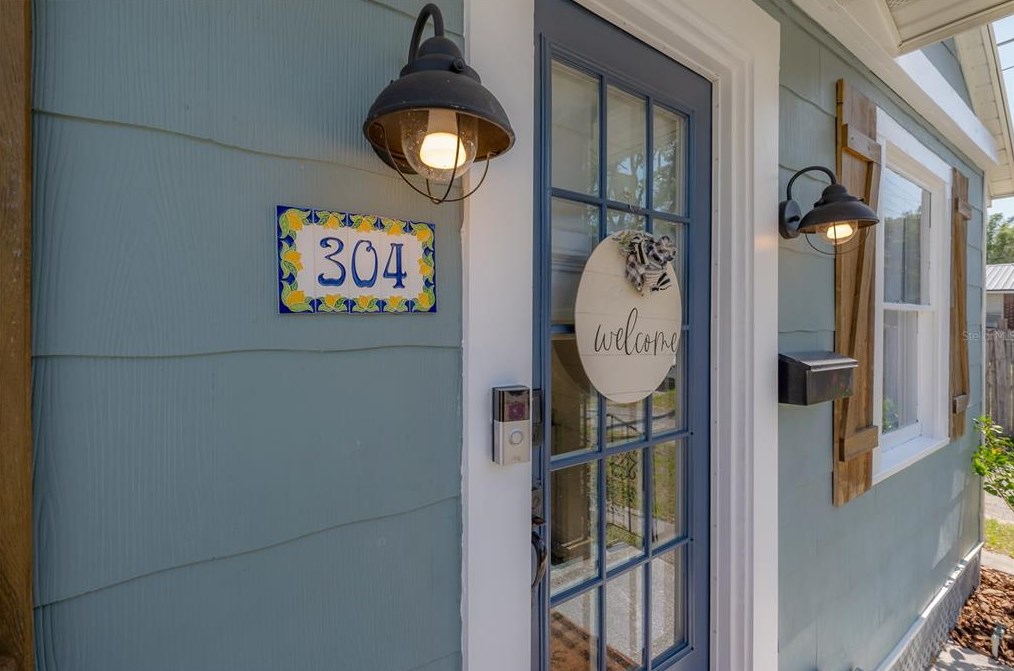 304 Minnehaha St, Tampa FL 33604-5737 exterior