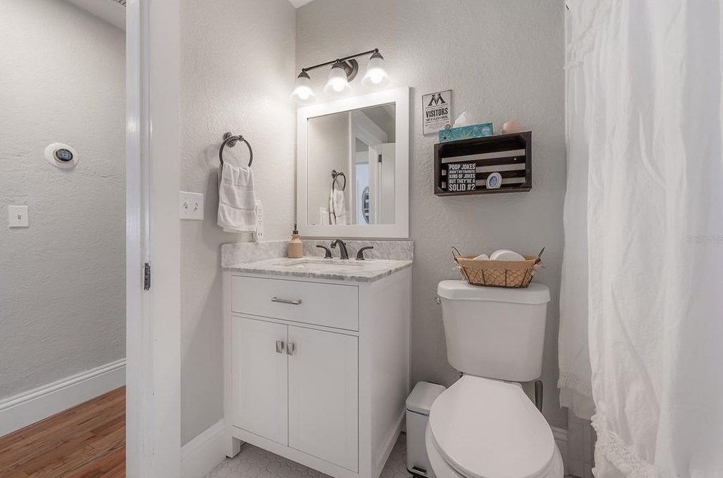 304 Minnehaha St, Tampa FL 33604-5737 exterior