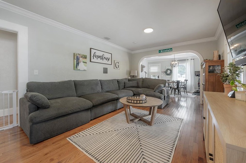 304 Minnehaha St, Tampa FL 33604-5737 exterior