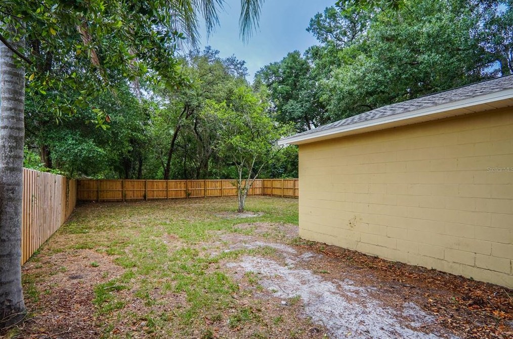 10017 11 St, Tampa FL 33604-7834 exterior