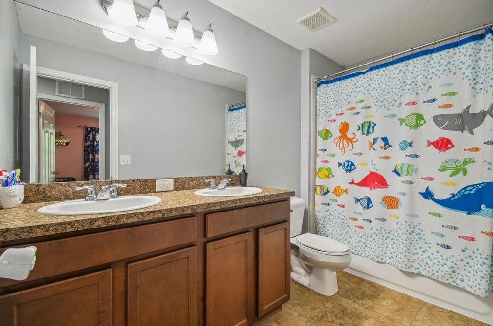 5323 Dittany Ct, Land O Lakes FL  34639-2826 exterior