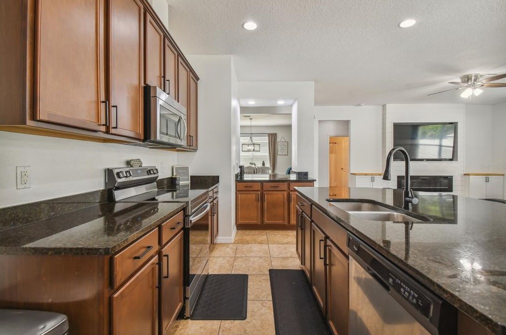 5323 Dittany Ct, Land O Lakes FL  34639-2826 exterior