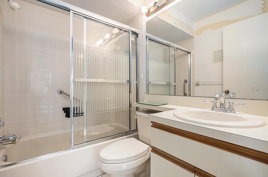 2810 74, Bradenton FL  34209-5330 exterior