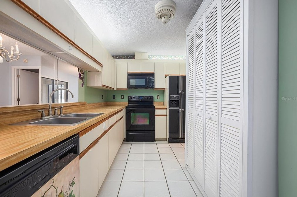 2810 74, Bradenton FL  34209-5330 exterior