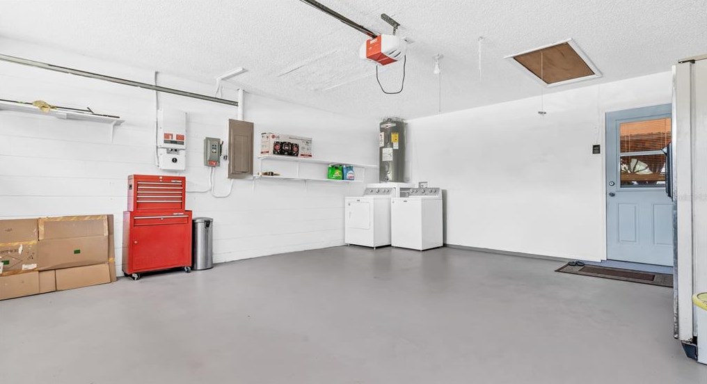 5918 Taywood Dr, Tampa FL 33624-7023 exterior