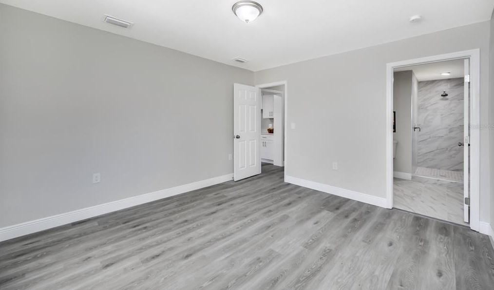 10410 22 St, Tampa FL 33612-6012 exterior