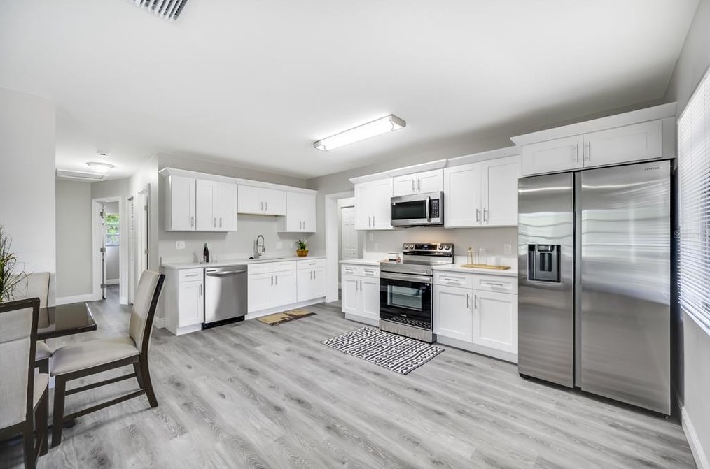 10410 22 St, Tampa FL 33612-6012 exterior