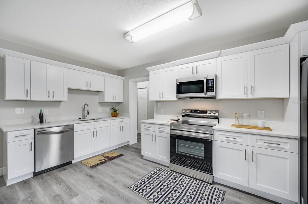 10410 22 St, Tampa FL 33612-6012 exterior