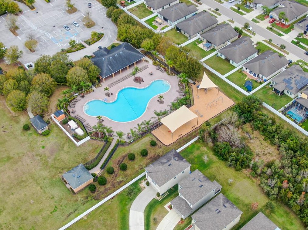 10518 Standing Stone Dr, Wimauma FL  33598 exterior