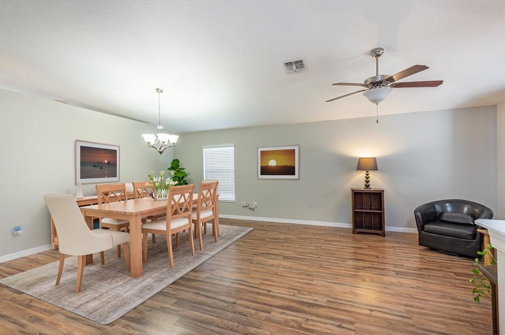 10518 Standing Stone Dr, Wimauma FL  33598 exterior