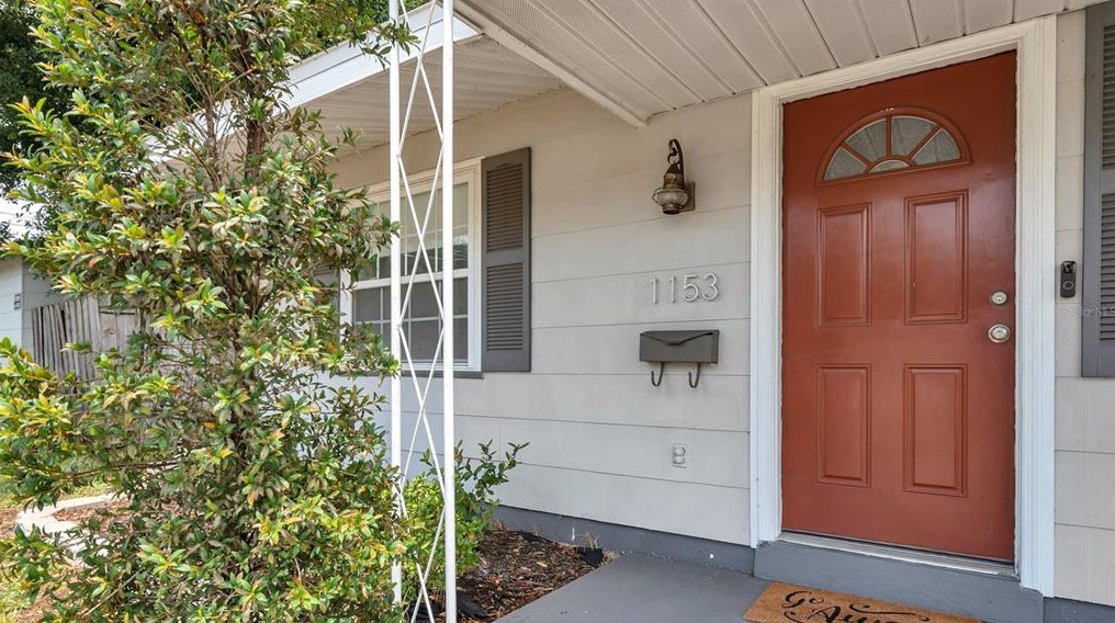 1153 54th Ave, Saint Petersburg FL  33705-5005 exterior