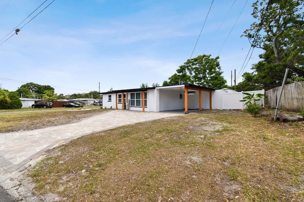 10306 117th Dr, Largo FL  33773-2337 exterior