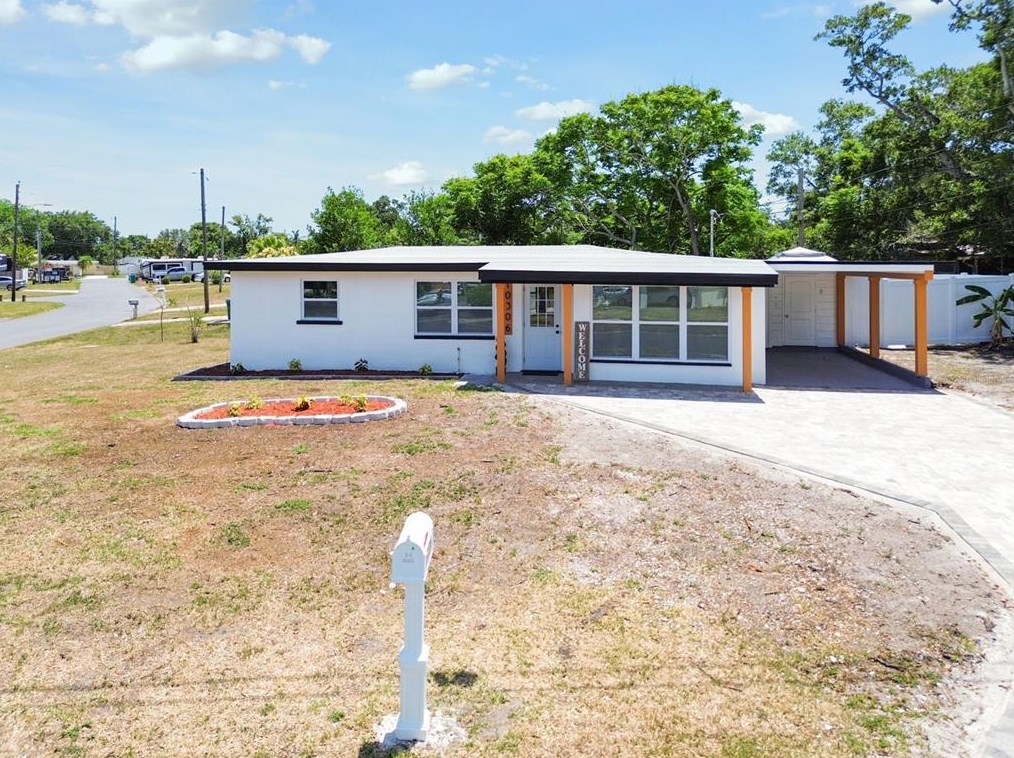10306 117 Dr, Largo FL  exterior