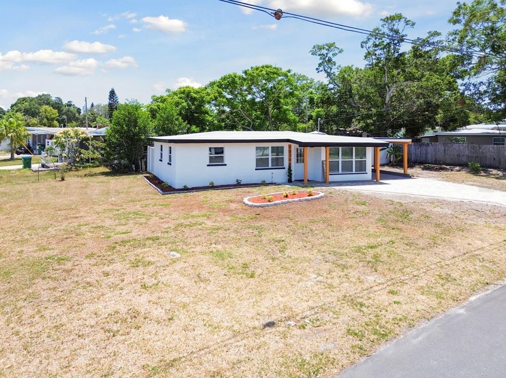 10306 117 Dr, Largo FL  exterior
