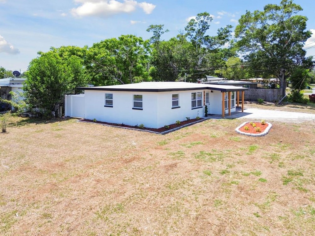 10306 117 Dr, Largo FL  exterior