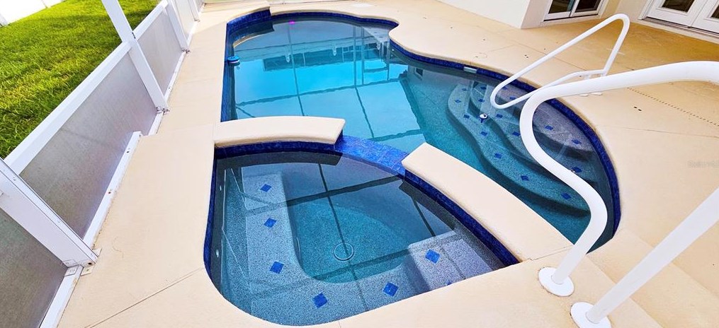 150 Richmond Dr, Davenport FL  33896-3083 exterior