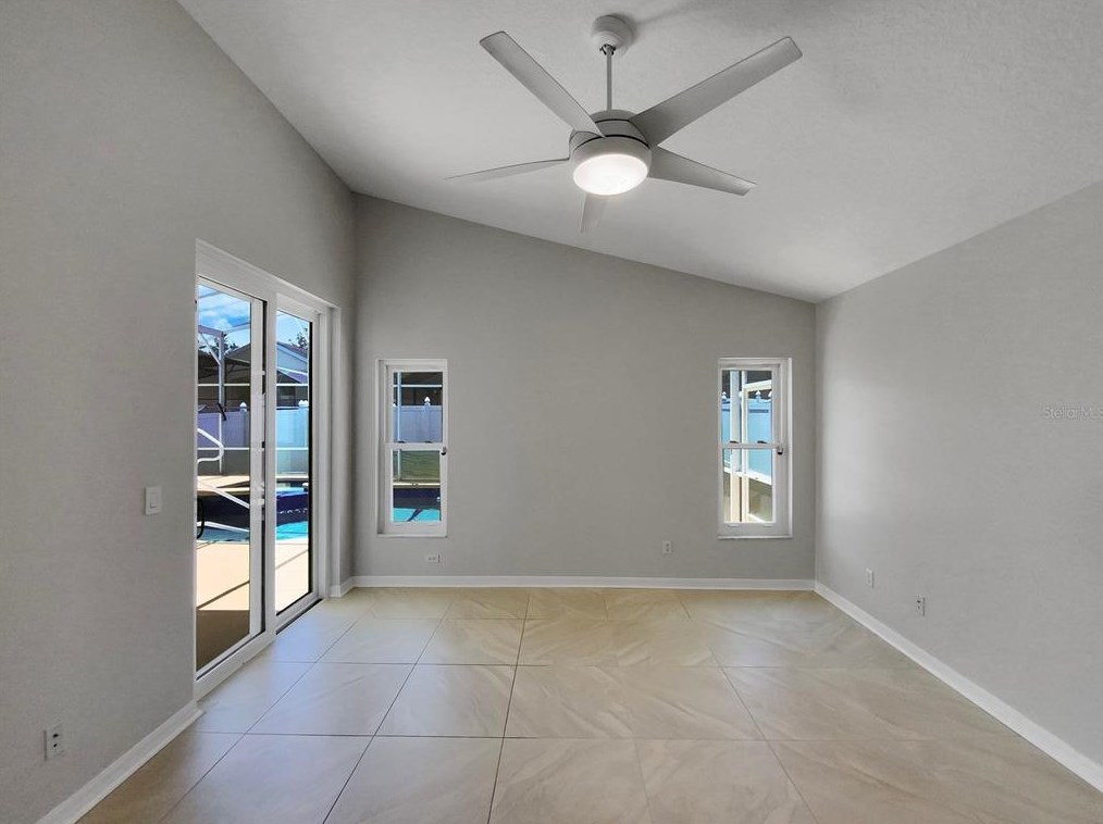 150 Richmond Dr, Davenport FL  33896-3083 exterior