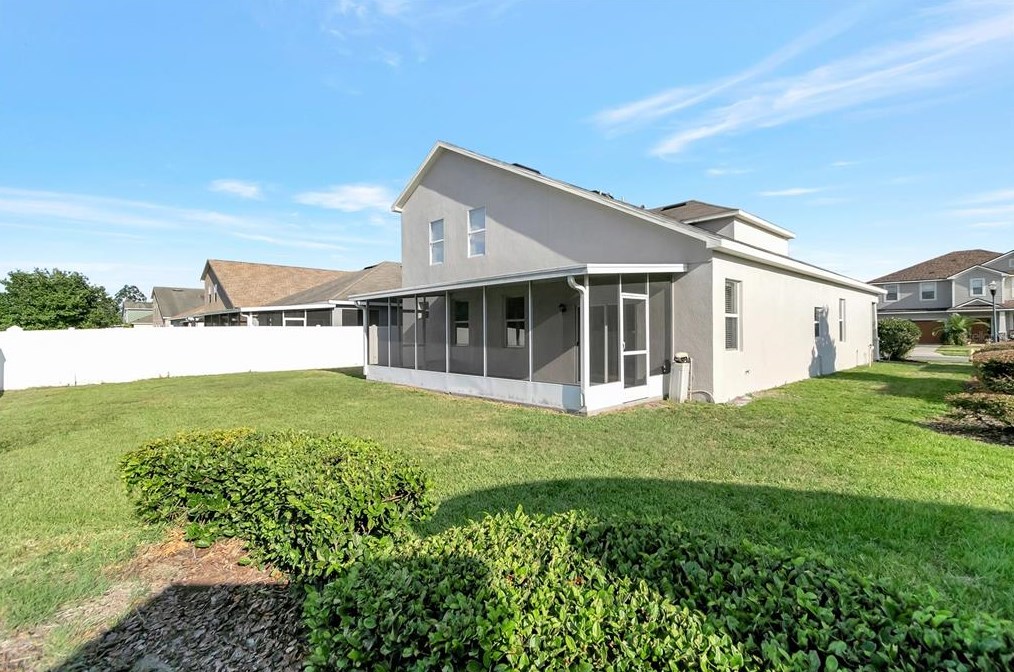 3128 Azalea Blossom Dr, Plant City FL  33567-2105 exterior