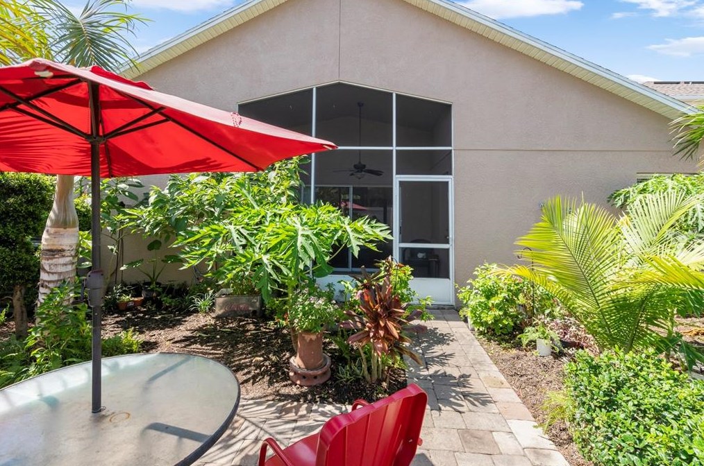 10632 Shady Preserve Dr, Riverview FL  33579-9310 exterior